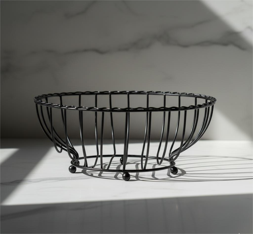 Scalloped Wire Fruit Bowl with Ball Feet